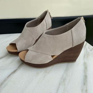 Taupe and brown wedges